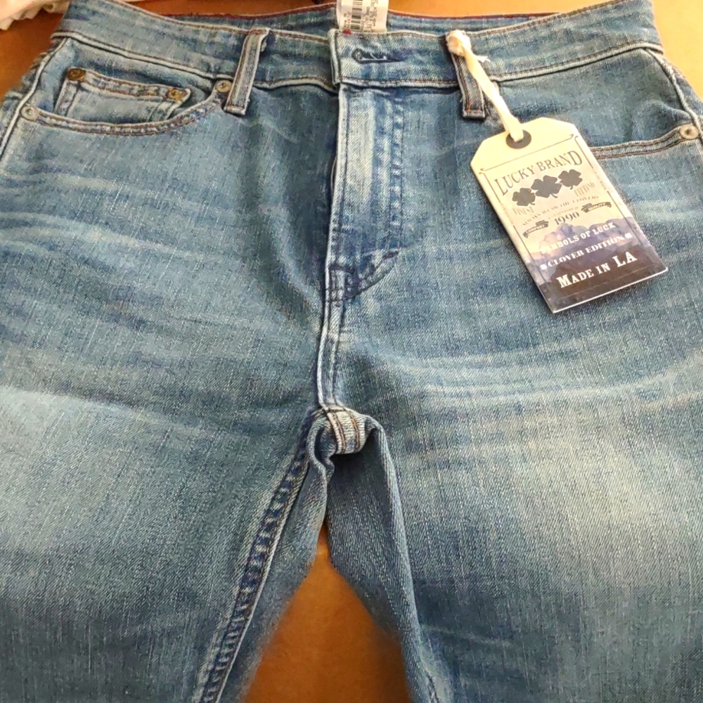 Lucky Brand size 26 Nuevo skinny